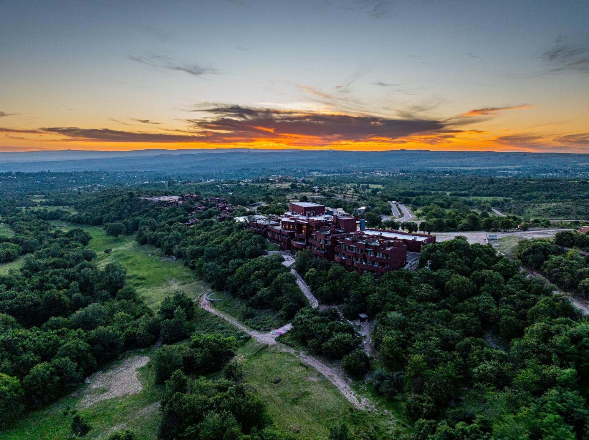 Pueblo Nativo Resort Golf & Spa All Inclusive 吉亚迪诺镇 外观 照片